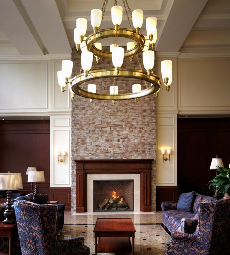 Foyer avec aire de détente du Lux Gouverneur Montréal